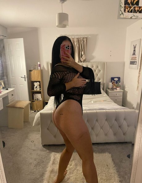 caitjxo beautiful actress image