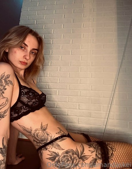 sweetvipgirl naked actress gallery