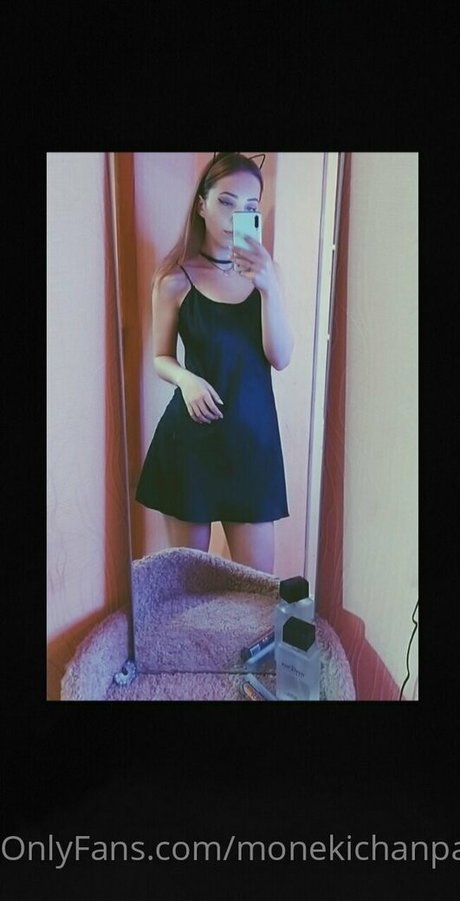 moneki sex actress image