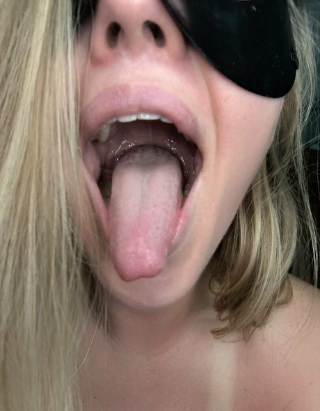 bakinggiantbuns pornstar img