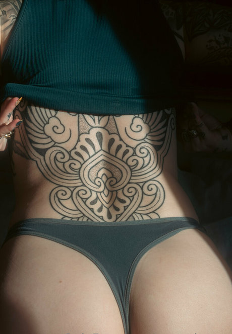 sora elowen nice actress pics