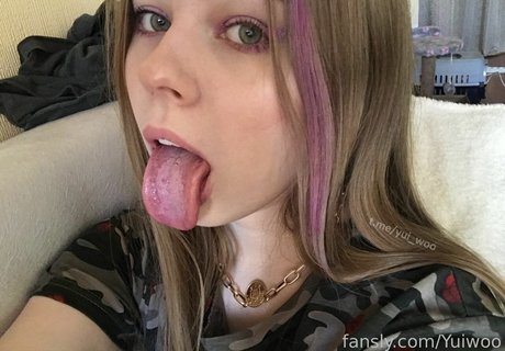 Yuiwoo model nice galleries