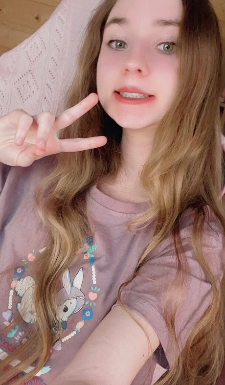 evaava free model free image