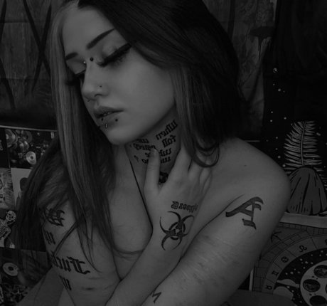 ssmzh_ nude pornstar image