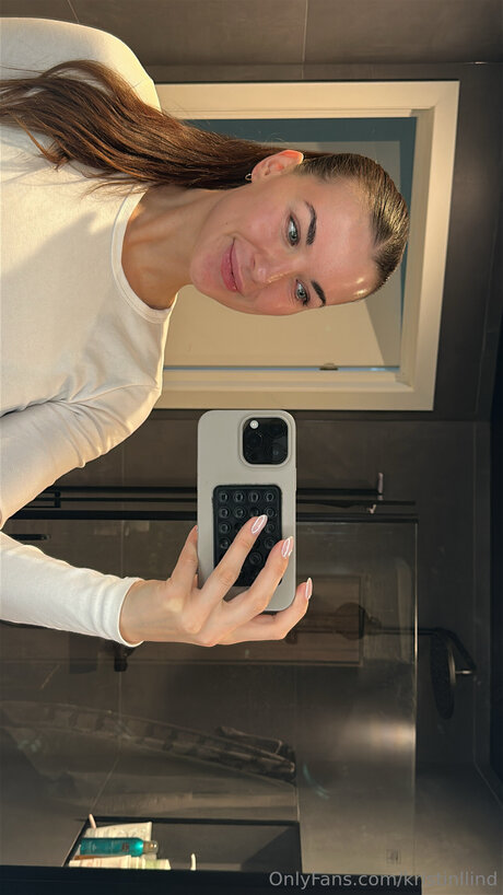 blonde cougar onlyfans free pictures