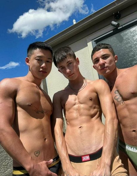 blowbang onlyfans hot porn archive