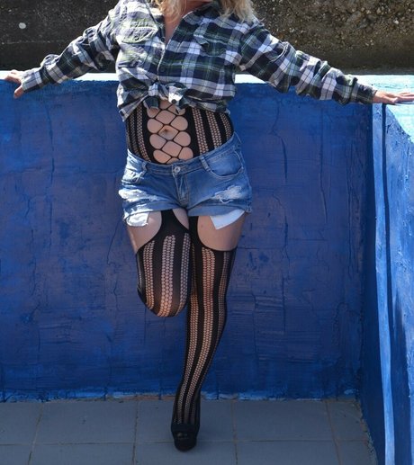 Beacskacica art model photo