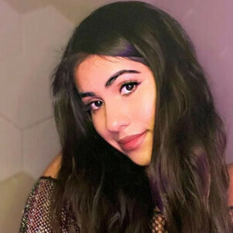 Sara Rios adult star img