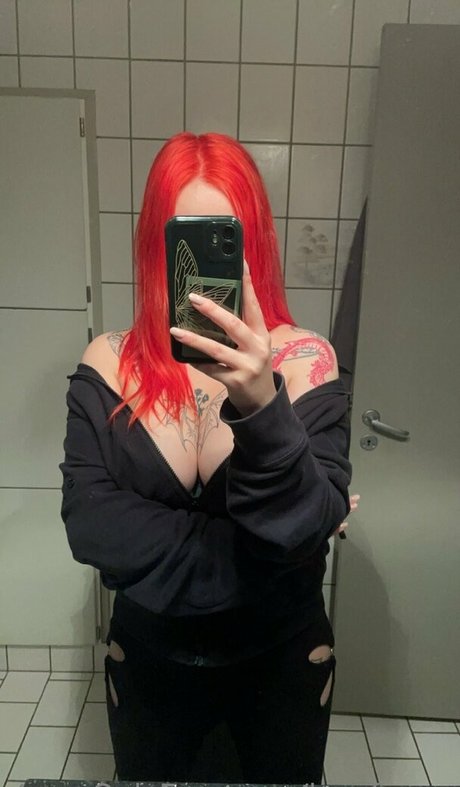 lovefromc pornographic star photo