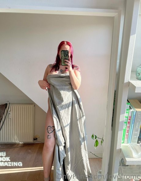 lovefromc pornstar sexy pic