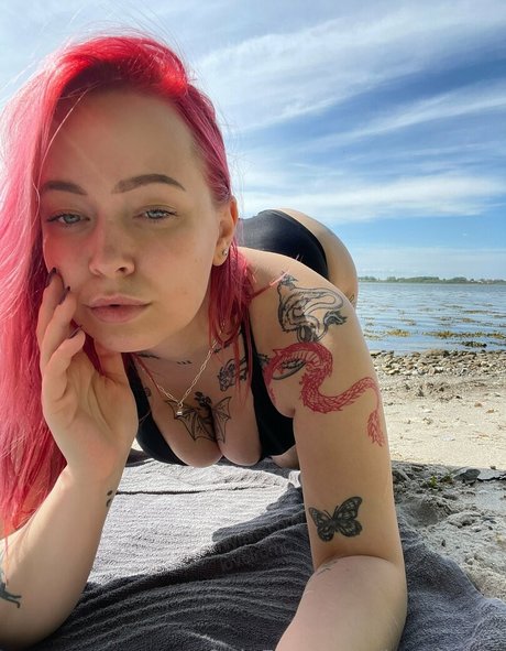 lovefromc erotic star pics