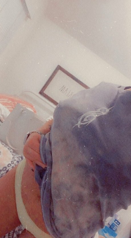 xxxhookedonbrookefree star pretty photos