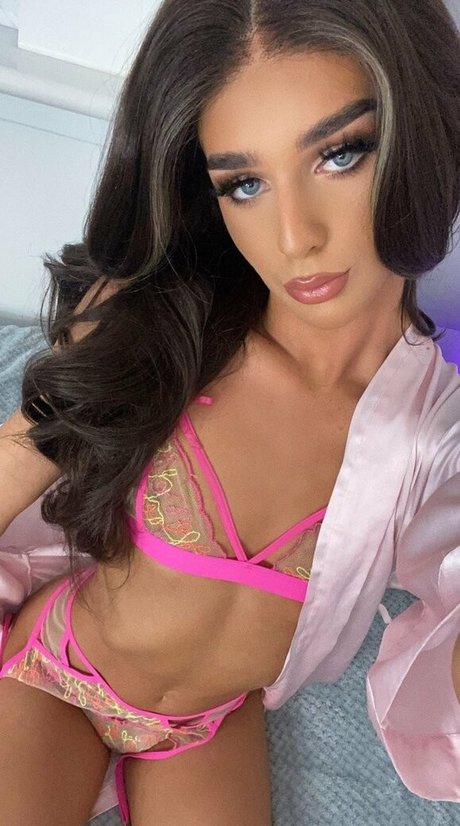 Stellafrancisdior model beautiful image