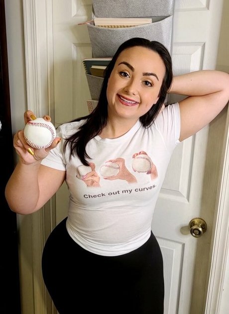 Mary Ank star sexy pictures