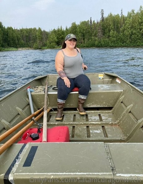 satanicdragonwitch nudes star picture