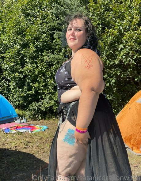 satanicdragonwitch xxx star image