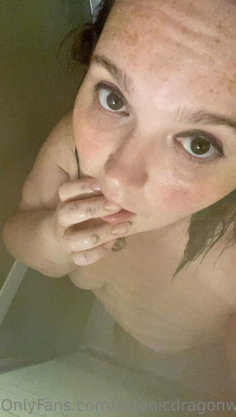 satanicdragonwitch model xxx gallery