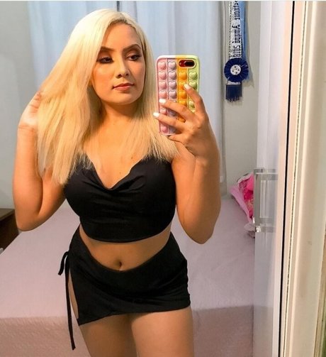 Meninas De Macapa adult model gallery