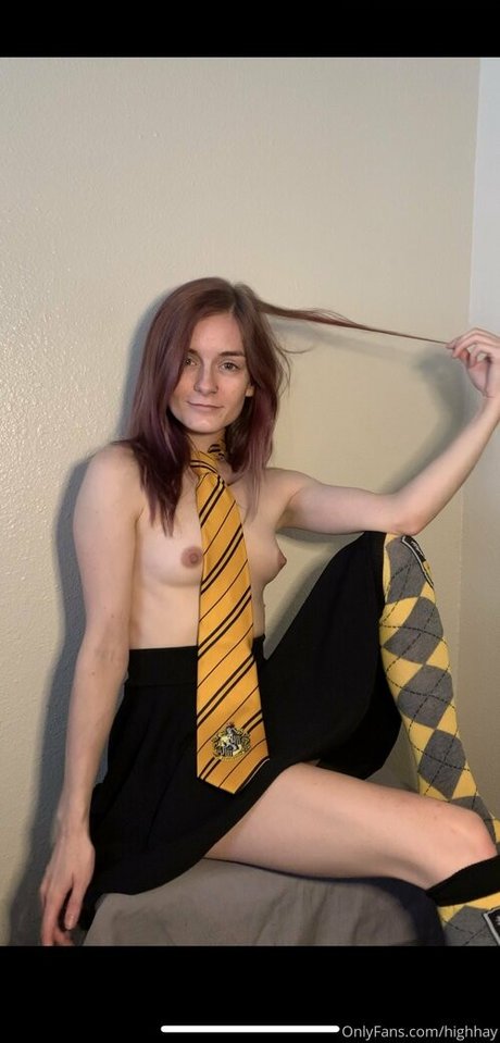 highhay star nude archive