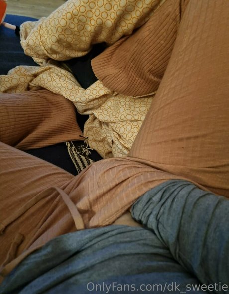 dk sweetie pornstar sexy pictures