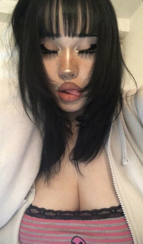 Hellok1ttyslvt porn model picture