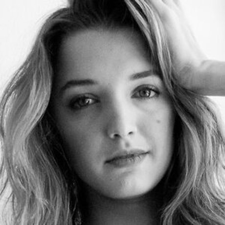 Alyssa Arce perfect actress img