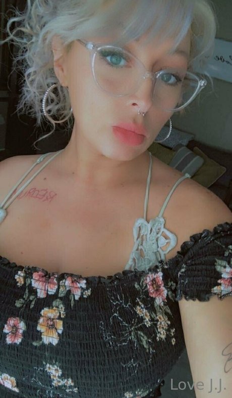 porcelainprincess90 star high quality pictures