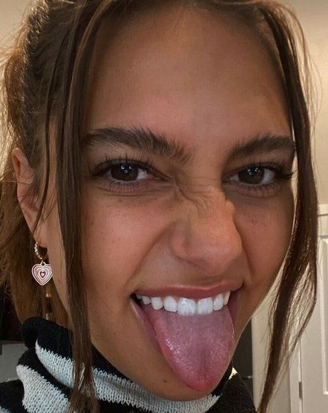 Renee Maudlena Noe hd model archive