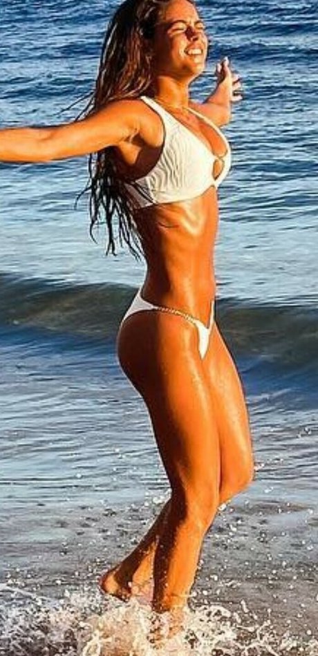 Brooke Tressler star exclusive images