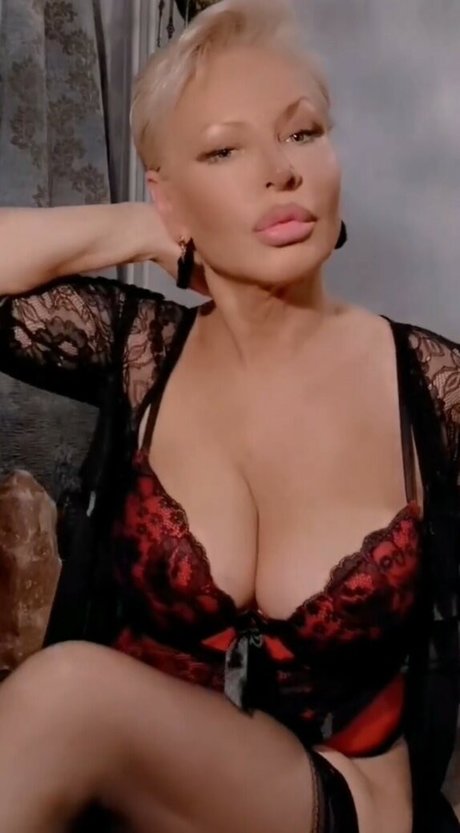 Cheri Lady top star image