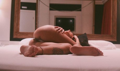 India Hot model naked archive