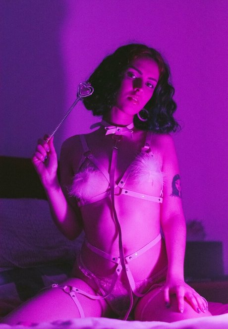 sadbitch exe pornstar erotic photos