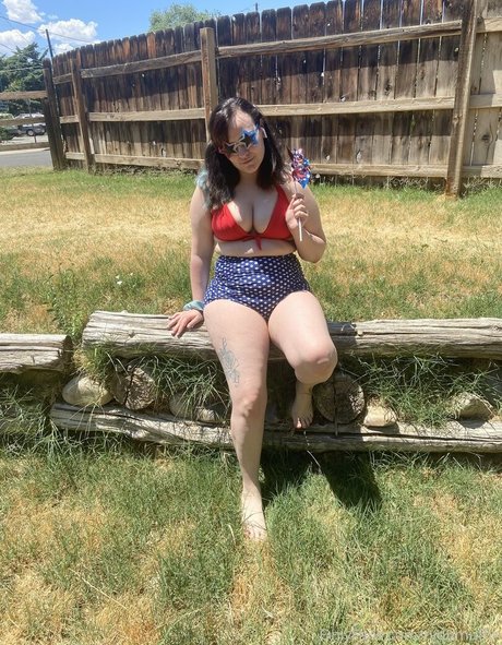 katiebuggz hd star pics