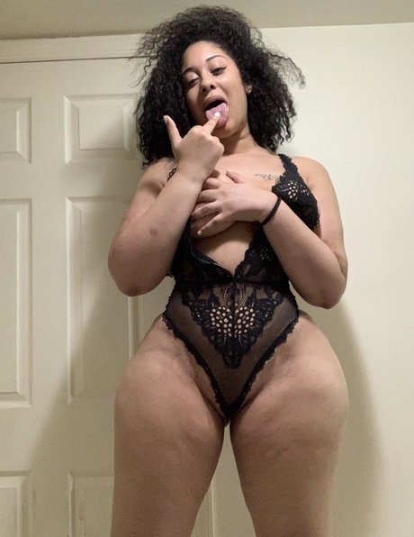 Kristiana King erotic model pics