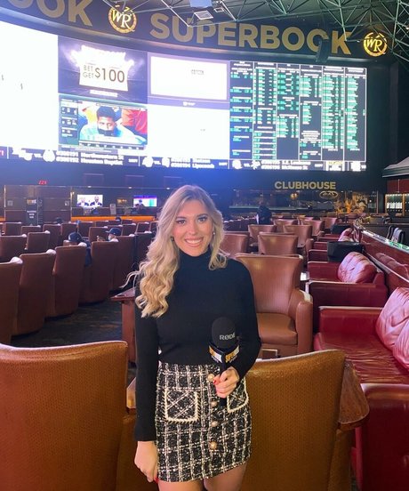 asian cheerleader onlyfans art nude pic