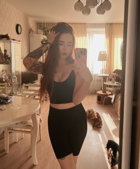 Denly Denlyasha nudes model pictures