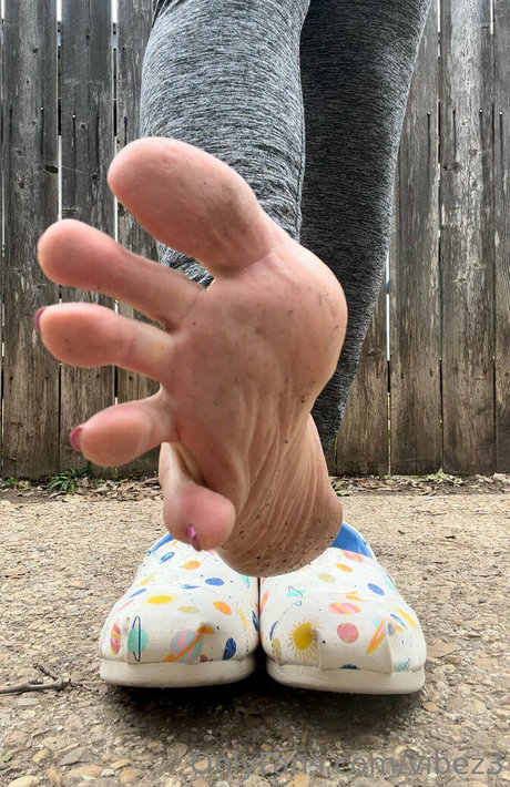 vibez3 model beautiful photos