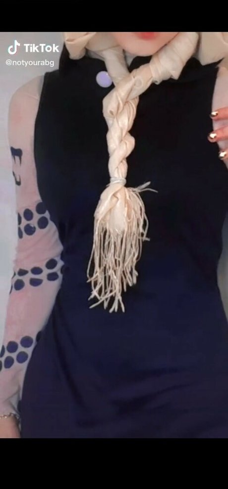 Notyourabg top model photo