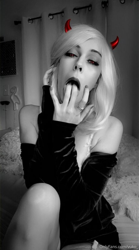 vuko_ pornstar erotic pic