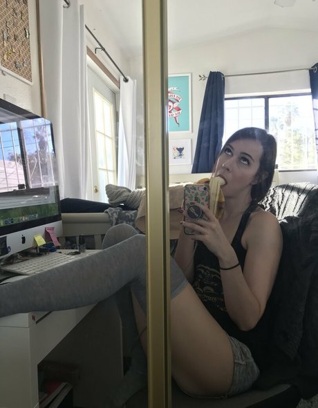 vuko_ model hot photos