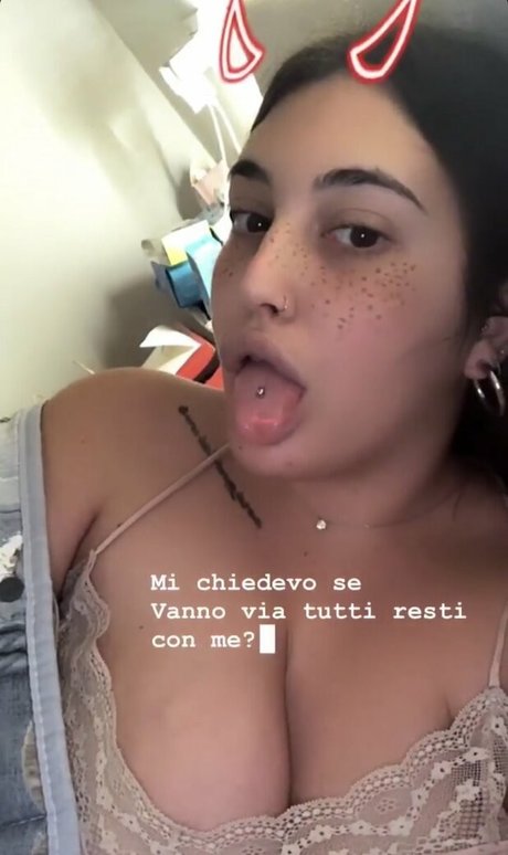 Alessia Barbarossa sexy star archive