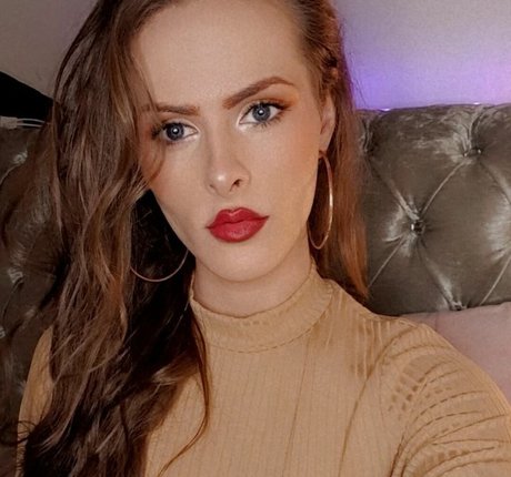 Nikki Harper perfect actress image