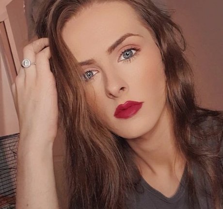 Nikki Harper exclusive actress pic