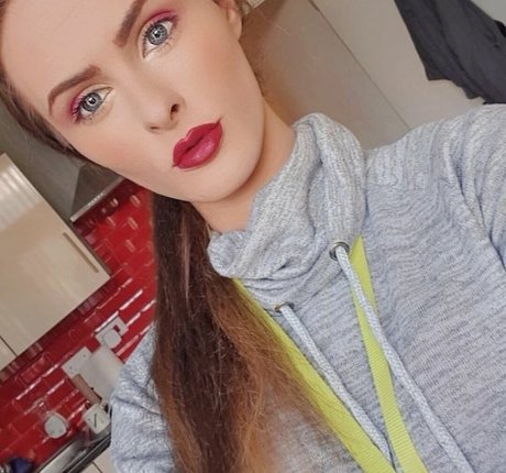 Nikki Harper star high quality pics