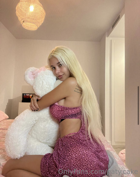 Patty cakes model porn picture