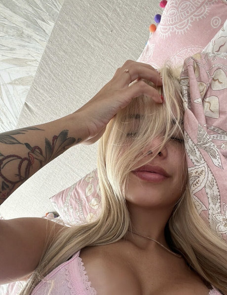 blonde asian onlyfans beautiful xxx pics