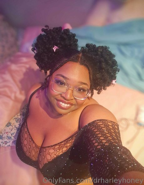 playmate onlyfans free xxx picture