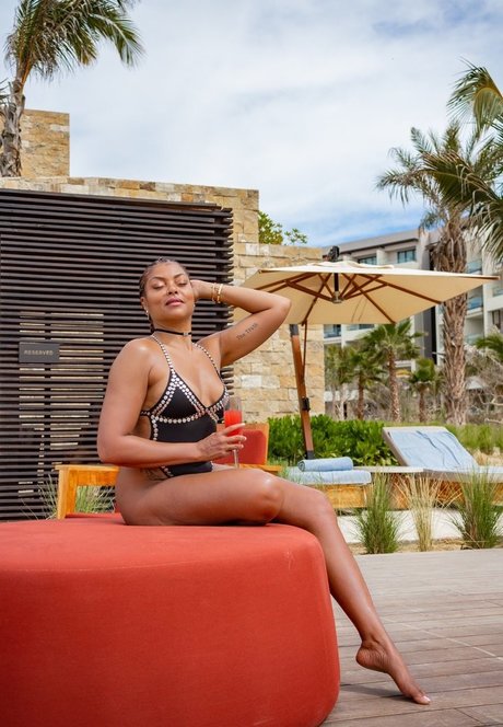 Taraji P Henson free model pics