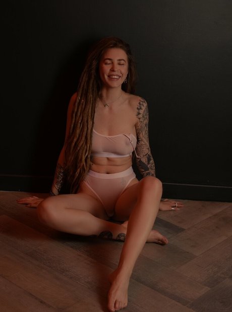 Hanna Mykhailova nudes actress pics