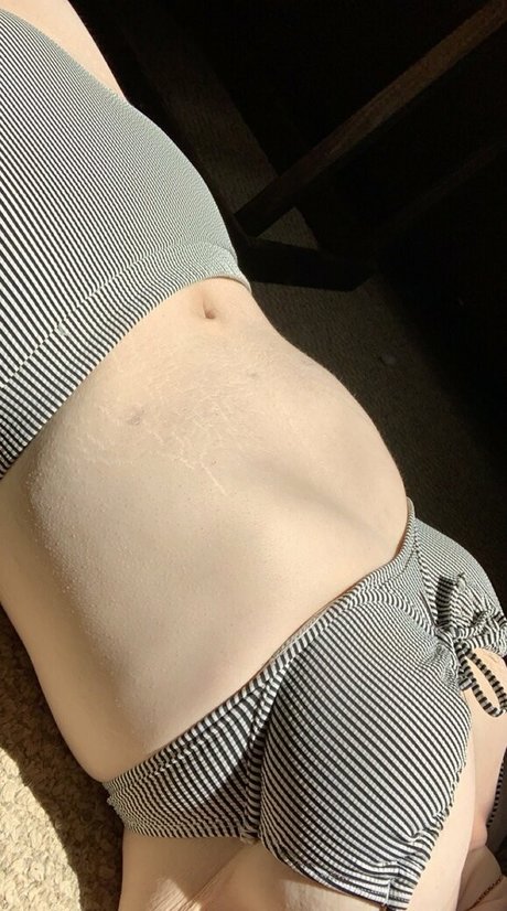 shapefulshan naked actress gallery